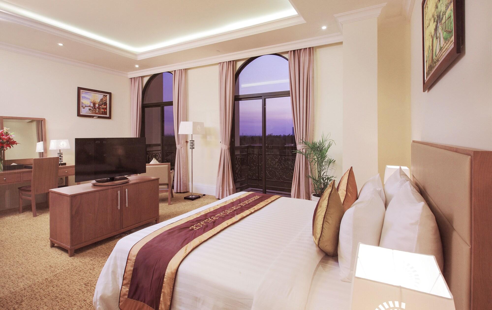 Khách sạn Merperle Crystal Palace