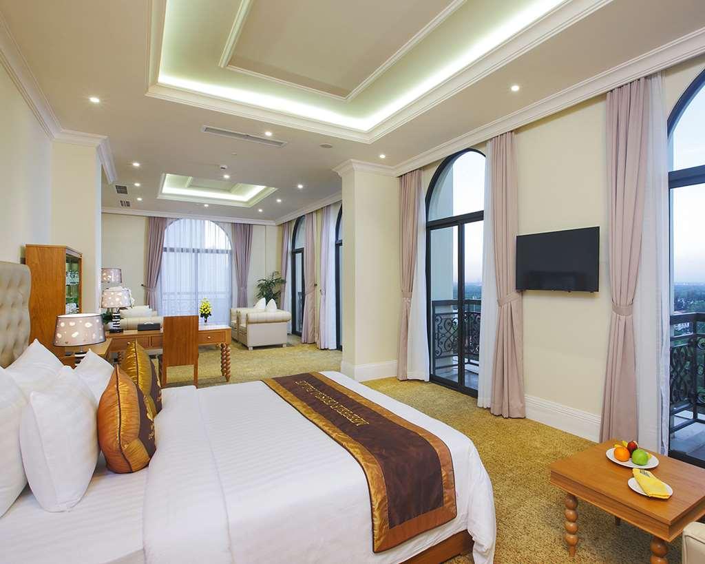 Merperle Crystal Palace TP. Hồ Chí Minh