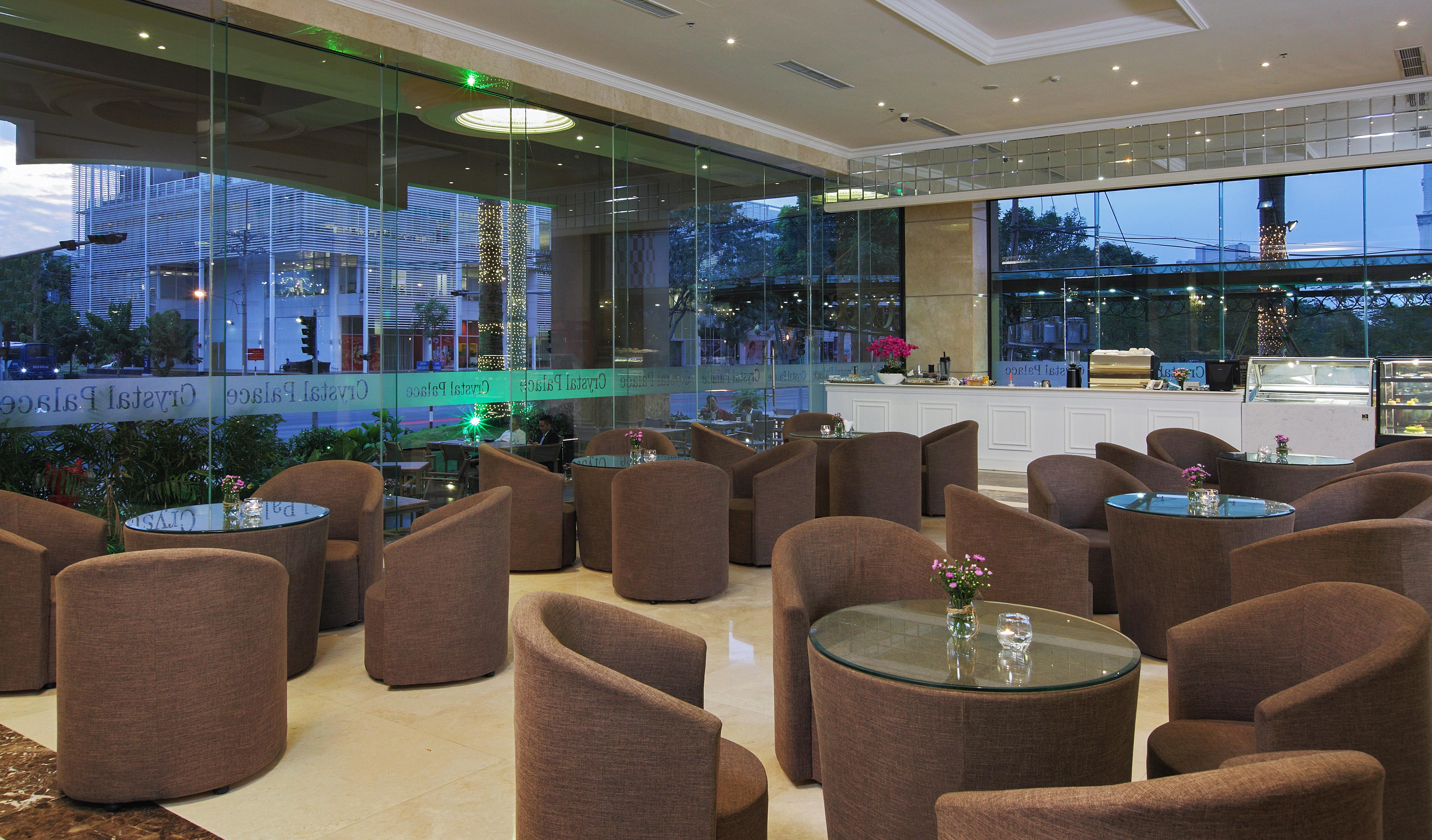 Khách sạn Merperle Crystal Palace 4*