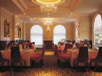 Merperle Crystal Palace Khách sạn