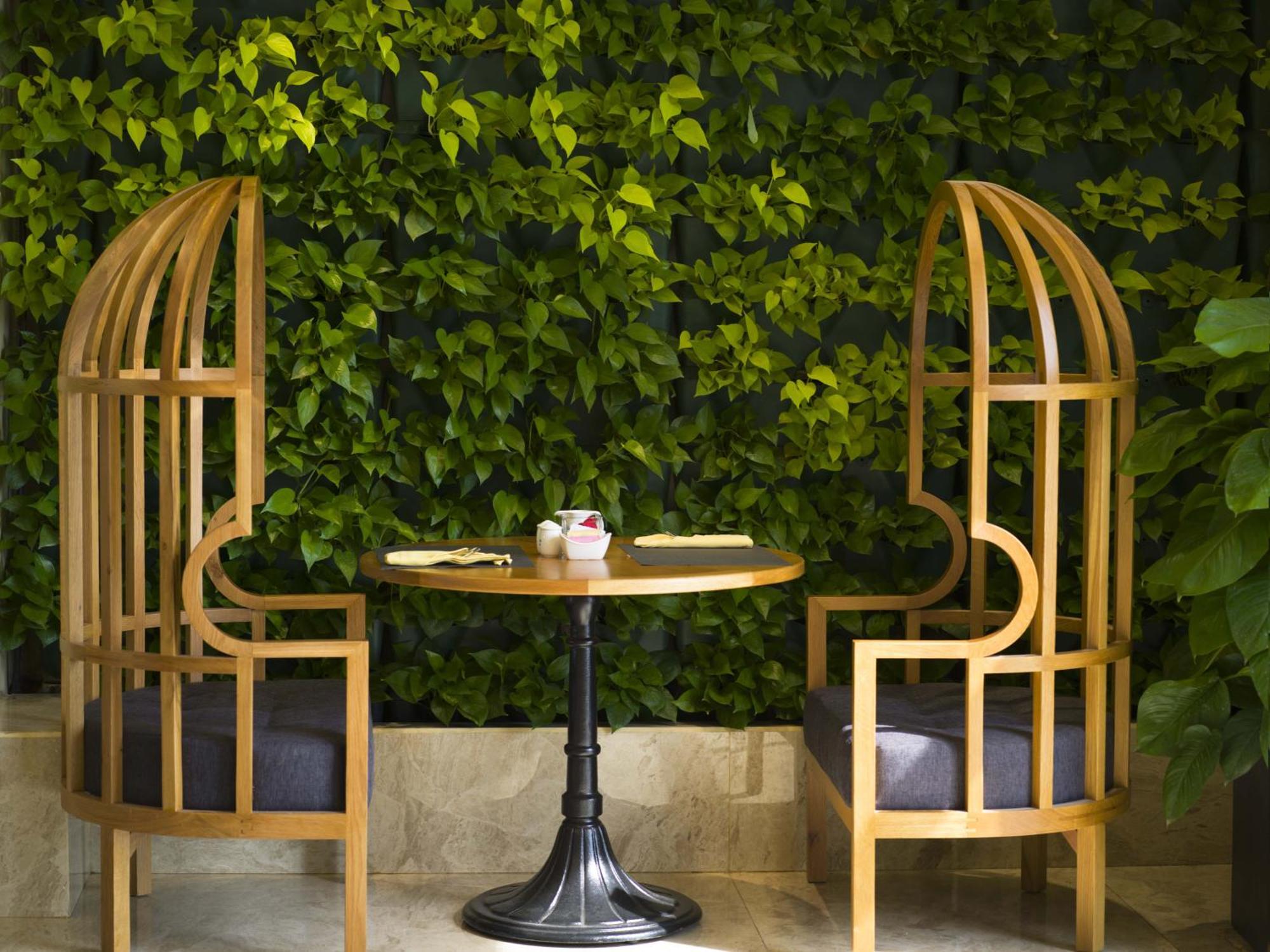 Merperle Crystal Palace Khách sạn TP. Hồ Chí Minh